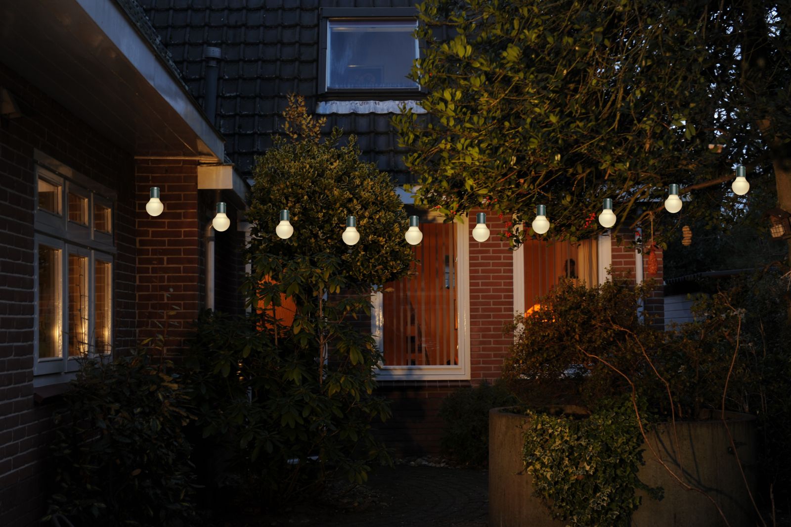 Partylights 20 witte LED lampen warm wit 10m TUINcollectie.nl Tuin